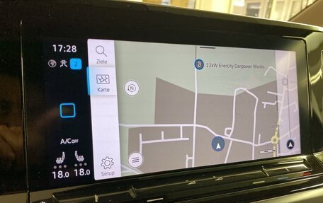 Volkswagen Multivan, 2022 год, 4 000 000 рублей, 18 фотография