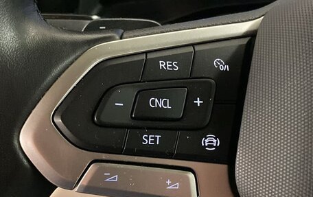 Volkswagen Multivan, 2022 год, 4 000 000 рублей, 22 фотография