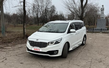 KIA Carnival III, 2017 год, 2 800 000 рублей, 7 фотография