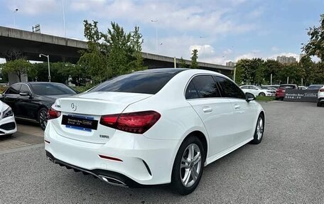 Mercedes-Benz A-Класс, 2021 год, 1 975 007 рублей, 5 фотография