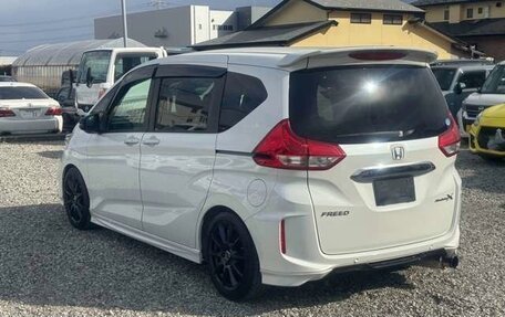 Honda Freed II, 2022 год, 1 286 000 рублей, 5 фотография