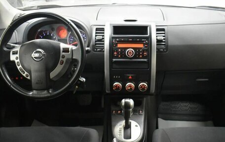Nissan X-Trail, 2010 год, 899 000 рублей, 10 фотография