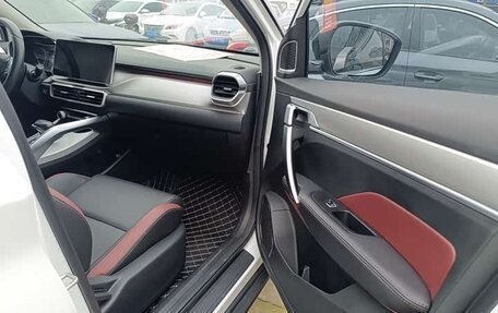 Geely Coolray I, 2022 год, 1 300 600 рублей, 6 фотография