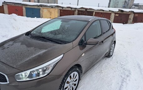 KIA cee'd III, 2012 год, 890 000 рублей, 17 фотография