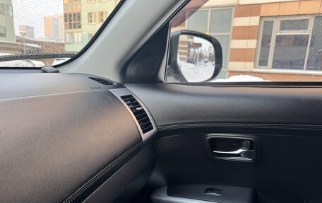 Mitsubishi Outlander III рестайлинг 3, 2010 год, 980 000 рублей, 14 фотография