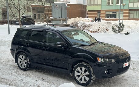Mitsubishi Outlander III рестайлинг 3, 2010 год, 980 000 рублей, 9 фотография