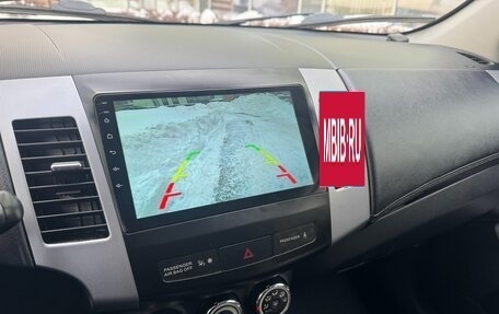 Mitsubishi Outlander III рестайлинг 3, 2010 год, 980 000 рублей, 17 фотография