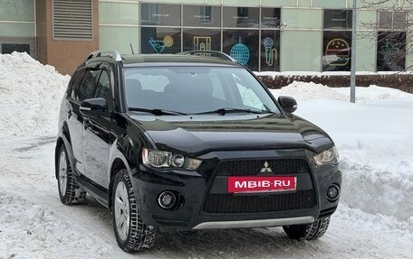 Mitsubishi Outlander III рестайлинг 3, 2010 год, 980 000 рублей, 6 фотография