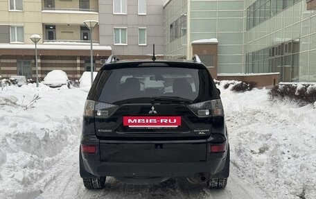 Mitsubishi Outlander III рестайлинг 3, 2010 год, 980 000 рублей, 4 фотография