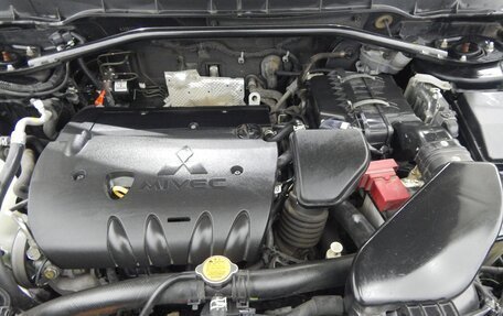 Mitsubishi Outlander III рестайлинг 3, 2010 год, 980 000 рублей, 21 фотография