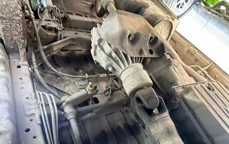 Toyota HiAce H100, 1989 год, 730 000 рублей, 6 фотография