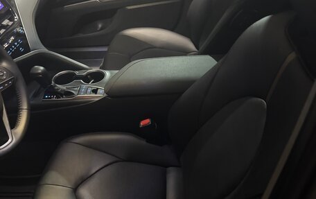 Toyota Camry, 2022 год, 4 560 000 рублей, 5 фотография