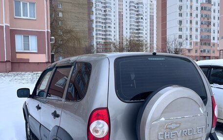 Chevrolet Niva I рестайлинг, 2016 год, 650 000 рублей, 4 фотография