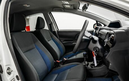 Toyota Aqua I, 2018 год, 950 000 рублей, 4 фотография