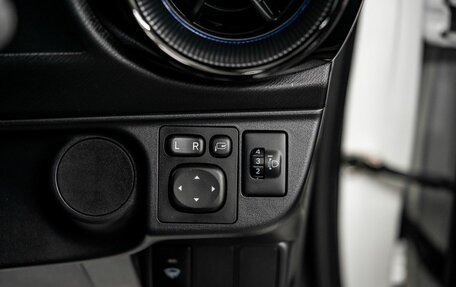 Toyota Aqua I, 2018 год, 950 000 рублей, 14 фотография