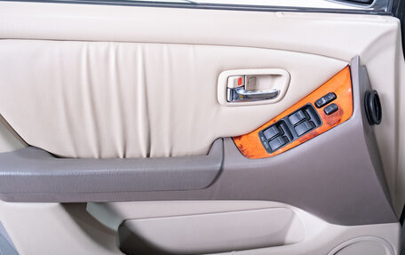 Lexus RX II рестайлинг, 2003 год, 999 000 рублей, 19 фотография