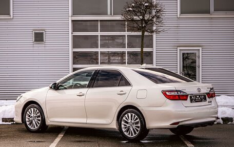 Toyota Camry, 2017 год, 2 095 000 рублей, 4 фотография