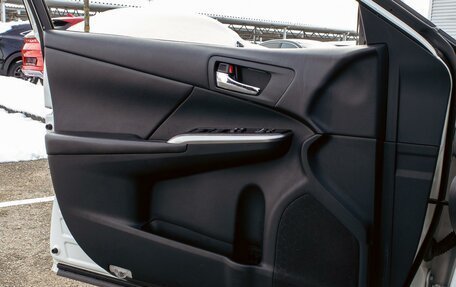 Toyota Camry, 2017 год, 2 095 000 рублей, 12 фотография