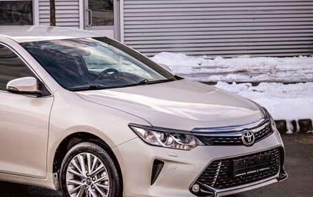 Toyota Camry, 2017 год, 2 095 000 рублей, 8 фотография