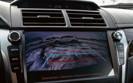 Toyota Camry, 2017 год, 2 395 000 рублей, 14 фотография