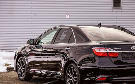 Toyota Camry, 2017 год, 2 395 000 рублей, 9 фотография