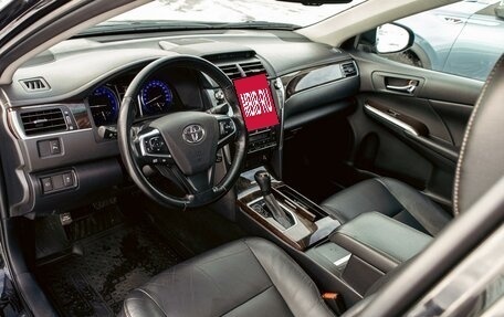Toyota Camry, 2017 год, 2 395 000 рублей, 13 фотография