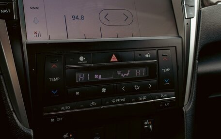 Toyota Camry, 2017 год, 2 395 000 рублей, 15 фотография