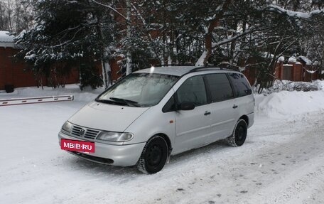 Volkswagen Sharan I рестайлинг, 1998 год, 295 000 рублей, 9 фотография