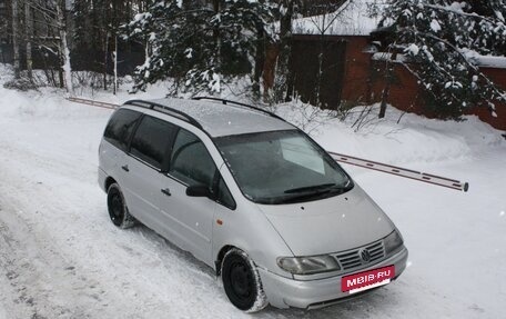Volkswagen Sharan I рестайлинг, 1998 год, 295 000 рублей, 21 фотография