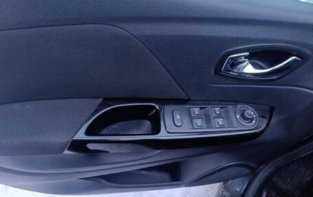 Renault Kaptur I рестайлинг, 2017 год, 1 470 000 рублей, 5 фотография