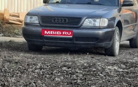 Audi A6, 1995 год, 579 000 рублей, 3 фотография