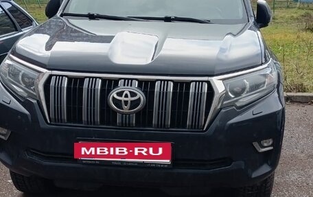 Toyota Land Cruiser Prado 150 рестайлинг 2, 2019 год, 5 000 000 рублей, 2 фотография