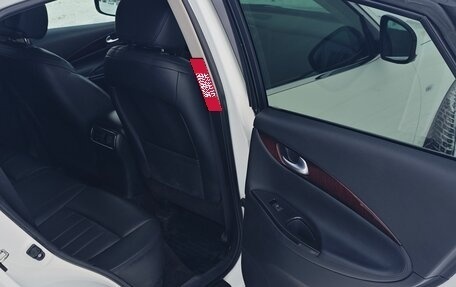 Infiniti EX, 2012 год, 1 590 000 рублей, 15 фотография