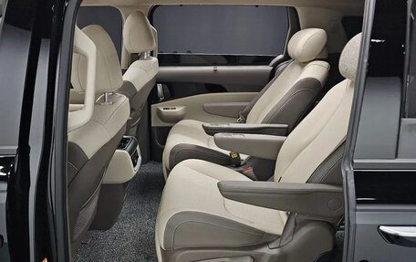 KIA Carnival, 2025 год, 7 900 300 рублей, 6 фотография