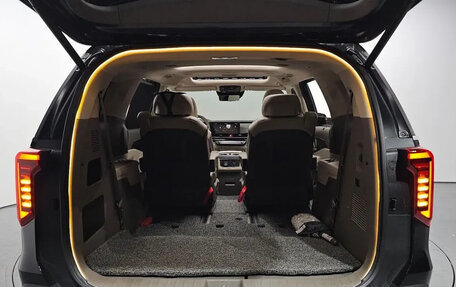 KIA Carnival, 2025 год, 7 900 300 рублей, 10 фотография