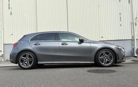 Mercedes-Benz A-Класс, 2021 год, 1 554 000 рублей, 4 фотография