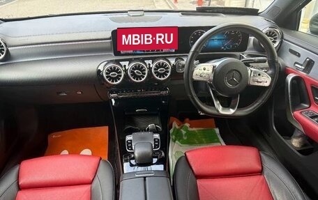 Mercedes-Benz A-Класс, 2021 год, 1 554 000 рублей, 14 фотография