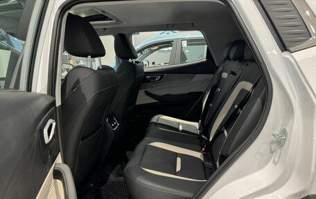 Chery Tiggo 4 I рестайлинг, 2024 год, 2 395 000 рублей, 7 фотография