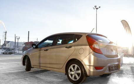 Hyundai Solaris II рестайлинг, 2014 год, 999 000 рублей, 9 фотография