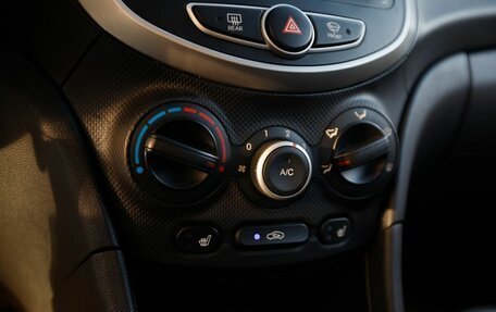 Hyundai Solaris II рестайлинг, 2014 год, 999 000 рублей, 16 фотография