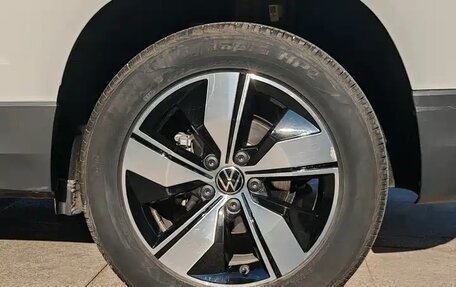 Volkswagen Tharu, 2022 год, 1 770 111 рублей, 11 фотография