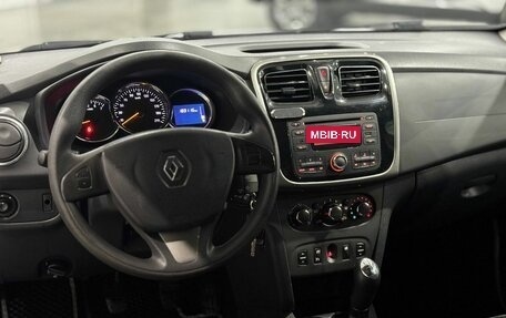 Renault Logan II, 2017 год, 878 000 рублей, 8 фотография