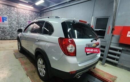 Chevrolet Captiva I, 2011 год, 870 000 рублей, 6 фотография