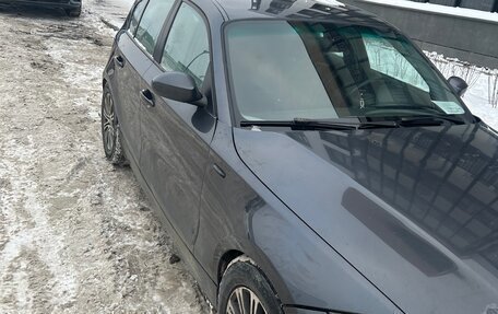 BMW 1 серия, 2006 год, 620 000 рублей, 1 фотография