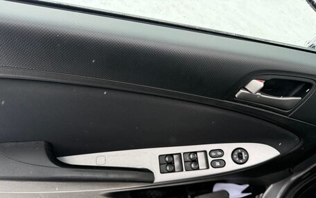 Hyundai Solaris II рестайлинг, 2016 год, 1 250 000 рублей, 6 фотография