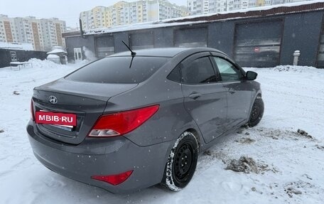 Hyundai Solaris II рестайлинг, 2016 год, 1 250 000 рублей, 3 фотография