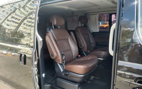 Hyundai Grand Starex Grand Starex I рестайлинг 2, 2020 год, 3 600 000 рублей, 11 фотография