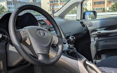 Toyota Auris II, 2008 год, 550 000 рублей, 7 фотография
