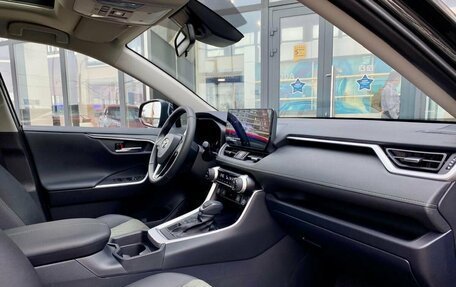 Toyota RAV4, 2025 год, 4 350 000 рублей, 30 фотография