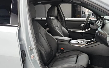 BMW 3 серия, 2024 год, 5 890 000 рублей, 10 фотография